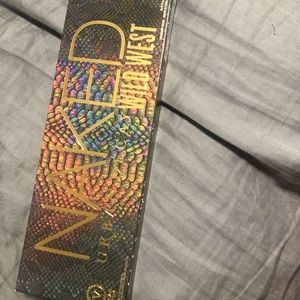 Urban decay Wild West eyeshadow palette